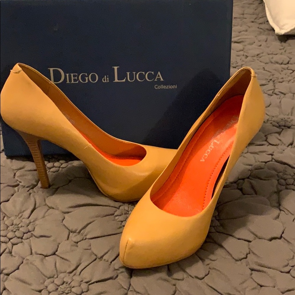 Diego di Lucca Leather Natural High Heels